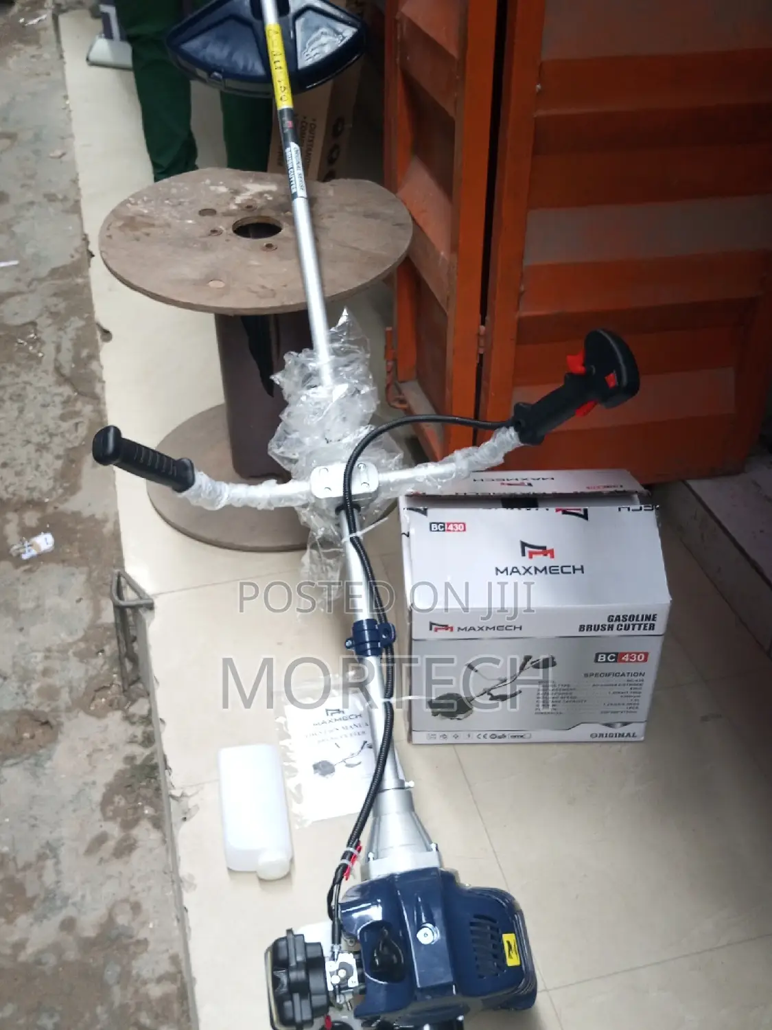 Brush Cutting Machine