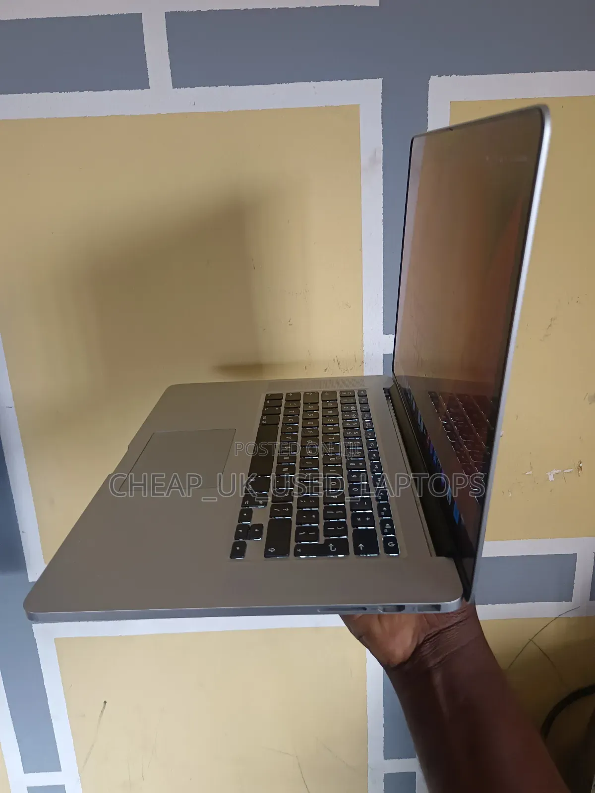 Laptop Apple MacBook Pro 2015 16GB Intel Core I7 SSD 512GB