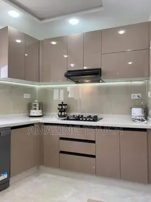 Model Kitchen Cabinet