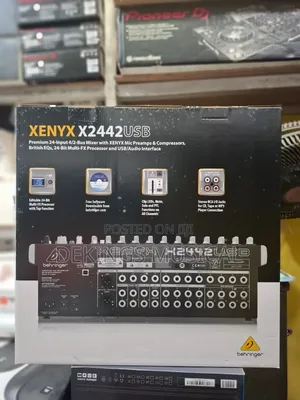 Behringer 24 Channels Mixer Xenyx Usb/Audio Interface