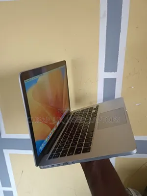 Laptop Apple MacBook Pro 2015 8GB Intel Core i5 SSD 256GB
