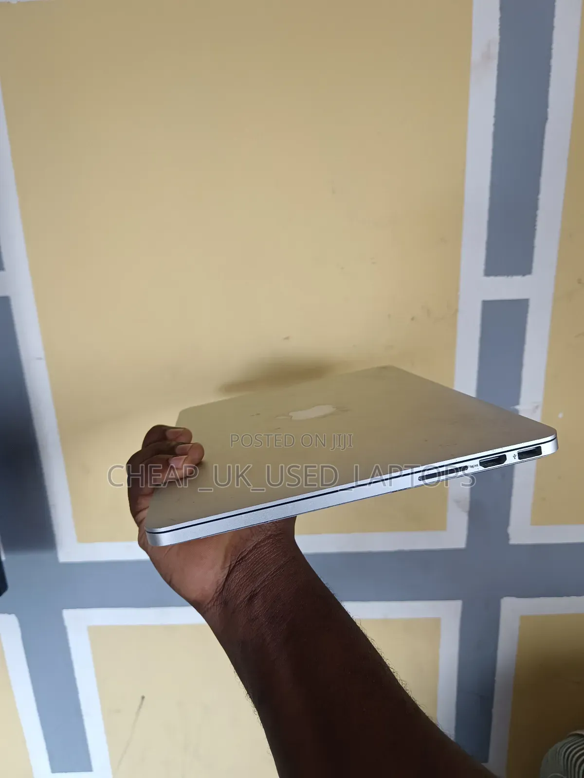 Laptop Apple MacBook Pro 2015 8GB Intel Core i5 SSD 256GB