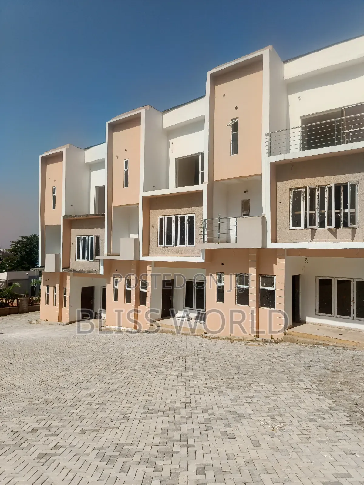 Prestigious 4bedroom Terrace Duplex With Bq in Mabuchi