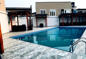 2 Bedroom With Pool