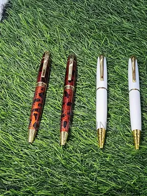 Bold Ring Metal Pen