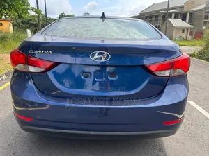 Hyundai Elantra 2015 Blue