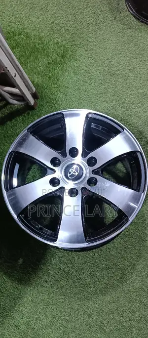 16 Inche Wheel for Toyota Hiace and Mercedes Sprinter.
