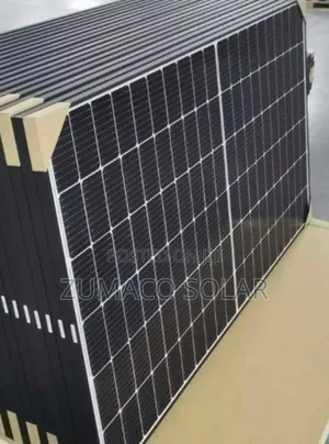 High Quality 550watts Black Cute Solar Panel
