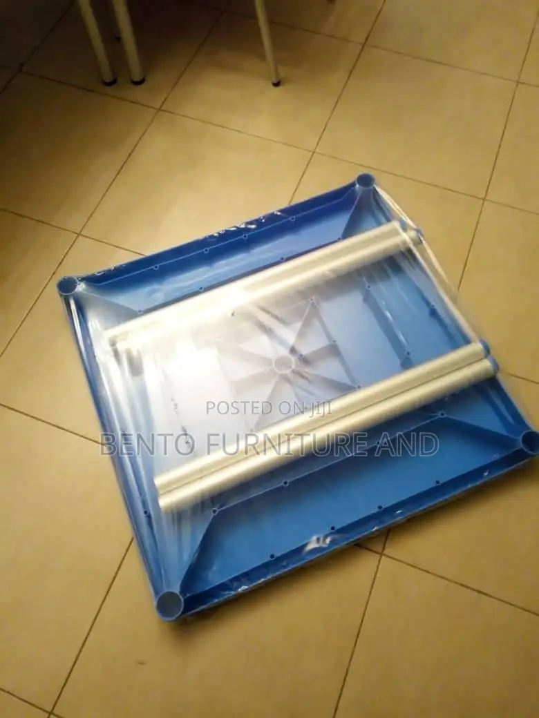 Plastic Table With Metal Leg