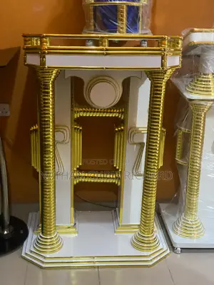 High Quality Wooden Pulpit