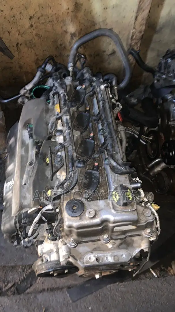 Complete Engine and Box Cherokee 2.4L