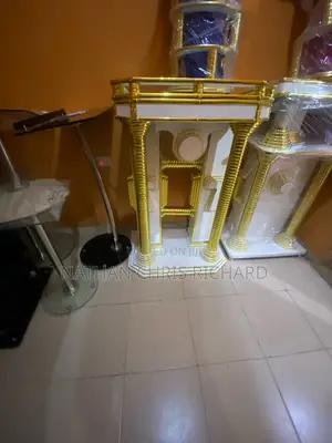 High Quality Luxury Pulpit