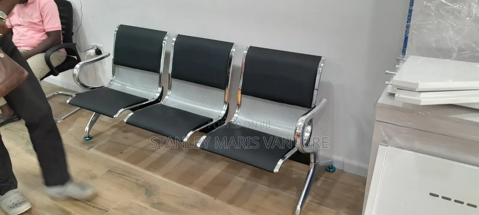 3in1 Airport Chair