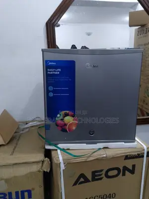 Customer's Choice Midea 45L Mini Refrigerator(Mdrd86gg50)