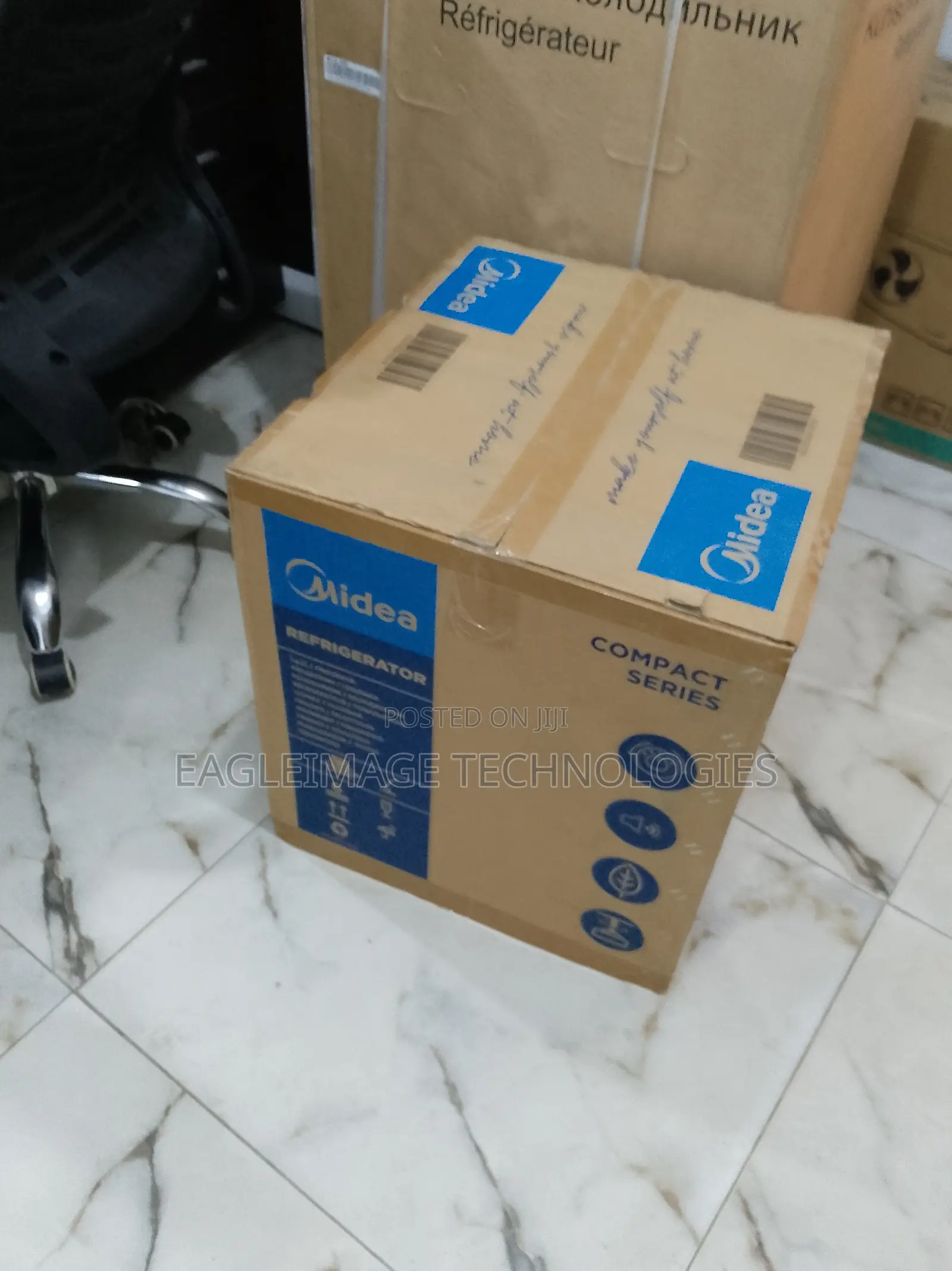 Rapid Chilling Midea 45L Refrigerator(Mdrd86fgg50)
