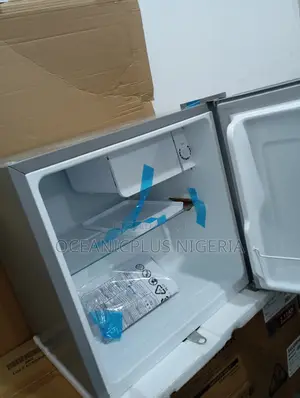 Fast Cooling Bedside Midea 45L Refrigerator