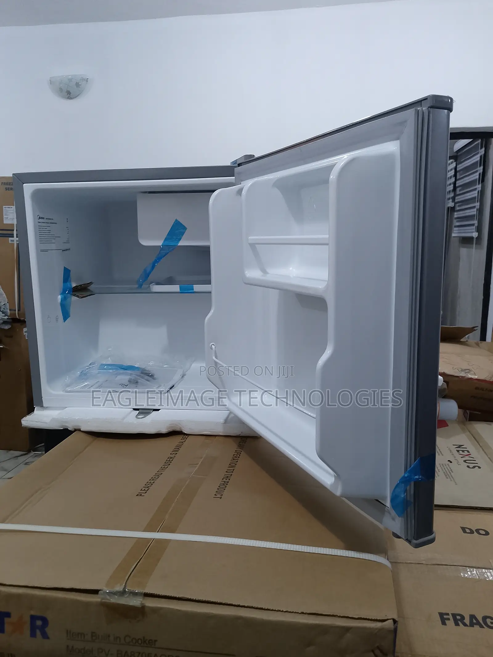User-Friendly Midea 45L Mini Refrigerator(Mdrd86fgg50)