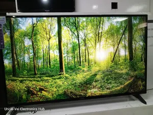 Polystar 50" Smart Tv With Double Screen Glass