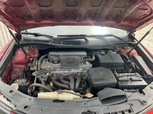 Toyota Camry SE 4dr Sedan (2.5L 4cyl 6A) 2013 Red