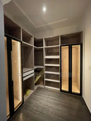 4bdrm Duplex in Lekki for rent