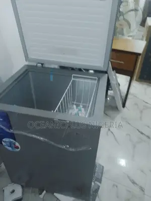 Much Affordable 142litres Midea Chest Freezer