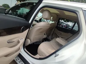 Mercedes-Benz GLC-Class 2018 White