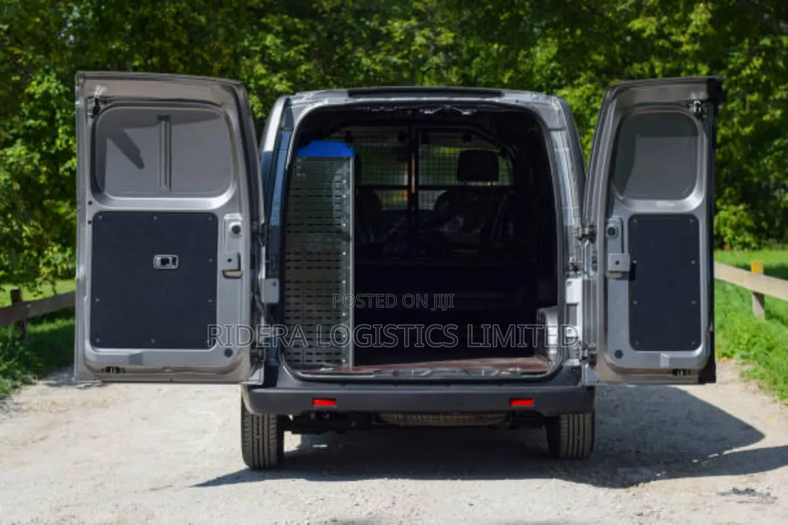 Spacious Mini Van for Relocation