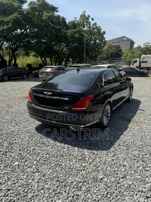 Genesis G90 3.3T Premium 2017 Black