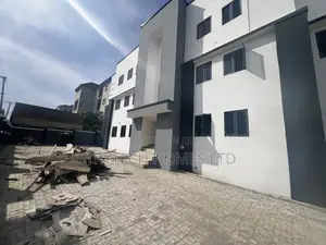 Photo - 2bdrm Block of Flats in Lifecamp, Gwarinpa for sale