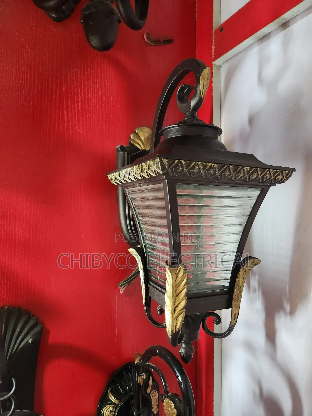 Exclusive Gate Lamp