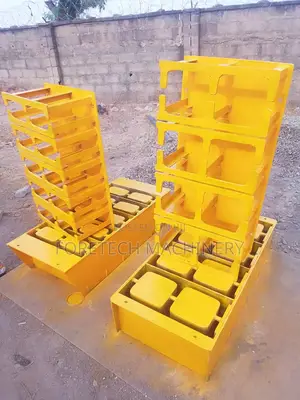 Concrete Mobile Block Molding Machine (Egg Layer)