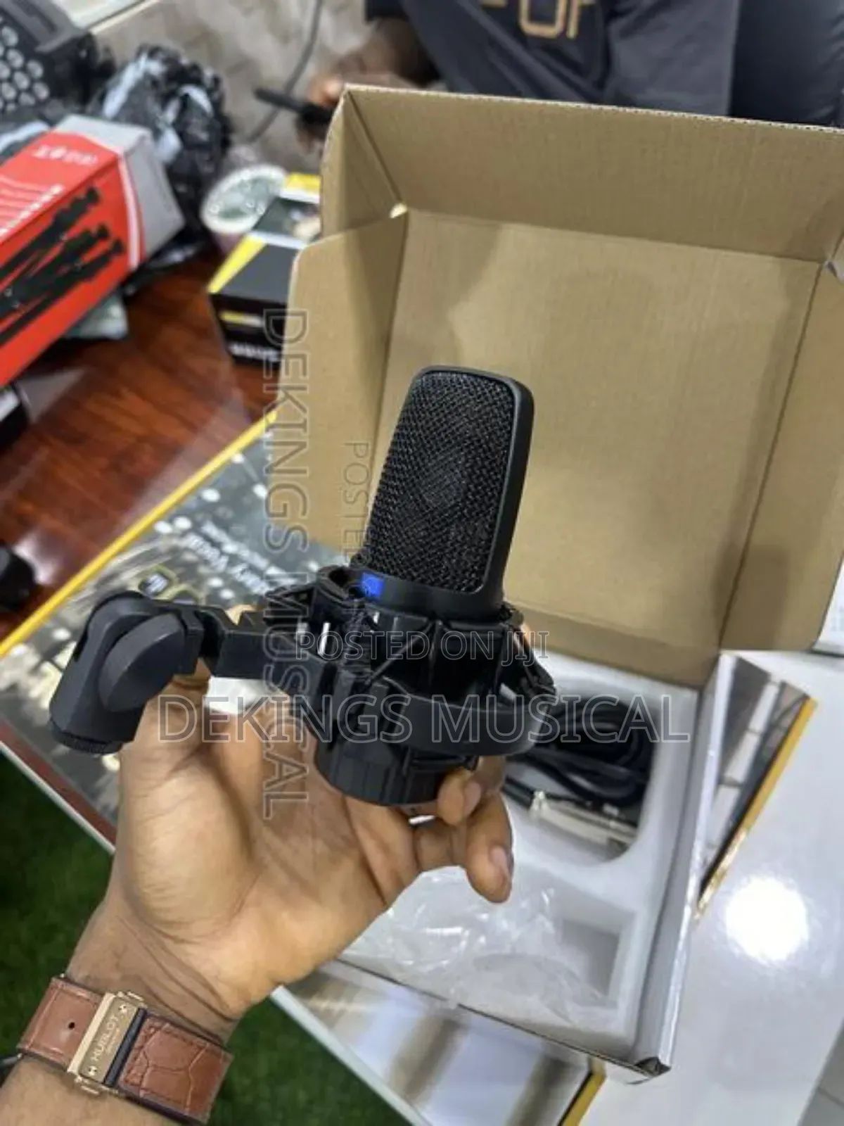 Unidirectional Studio Microphone