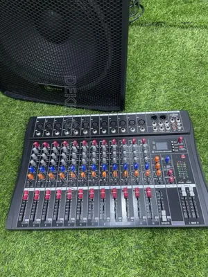 Yamaha 12 Channels Console Mixer