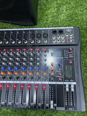 Yamaha 12 Channels Console Mixer