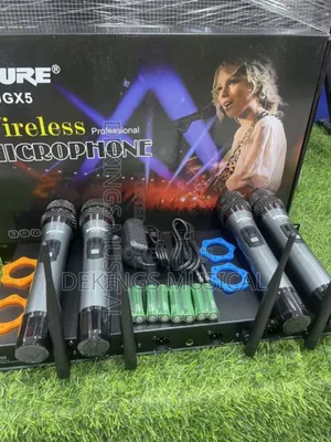 Shure UGX 4 in 1 Quadruple Wireless UHF Microphones