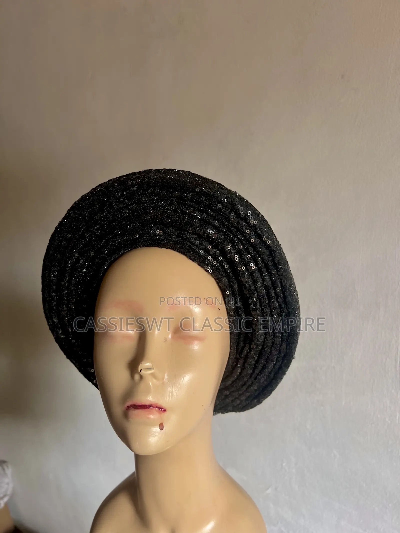 Black Sequins Round Autogele