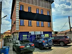 320sqm Open Floor Office Building