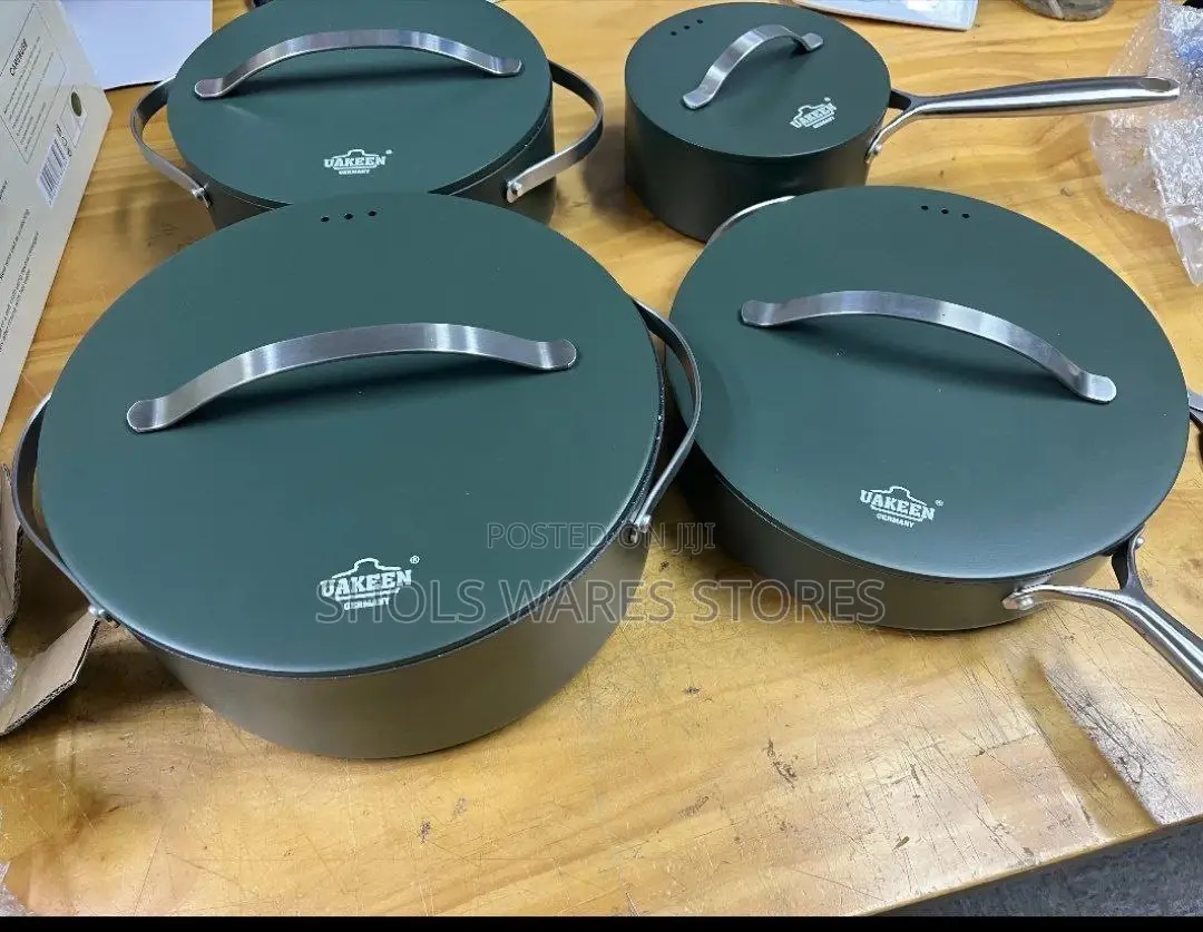 Uakeen Ceramic Pot
