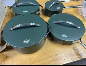 Uakeen Ceramic Pot