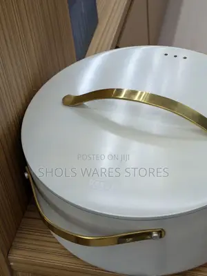 Uakeen Ceramic Pot