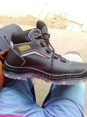Footwear /Safety Boot Dual Density Sole