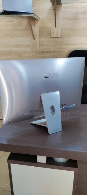 Desktop Computer Asus Zen AiO Pro Z240IE 8GB Intel Core I5 HDD 1T