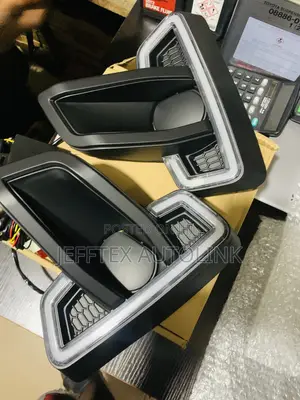 Foglamp Cover Hilux 2020-2022 LED
