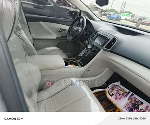 Toyota Venza XLE AWD V6 2013 Silver