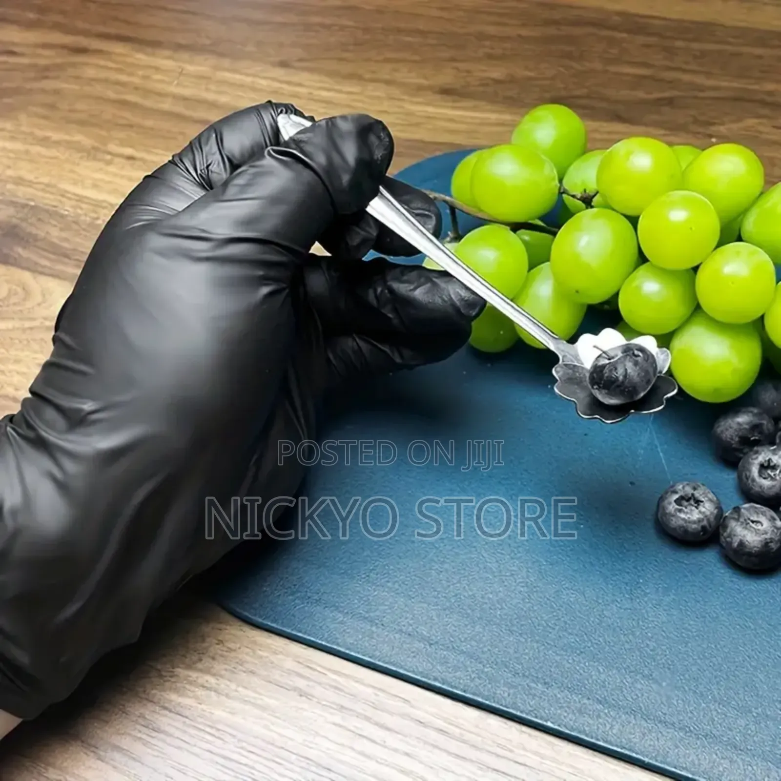 100pcs Examination Powder Free Nitrile Gloves
