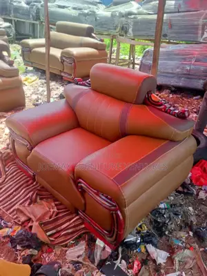 High Quality Leather Sofa 7 Seaters.