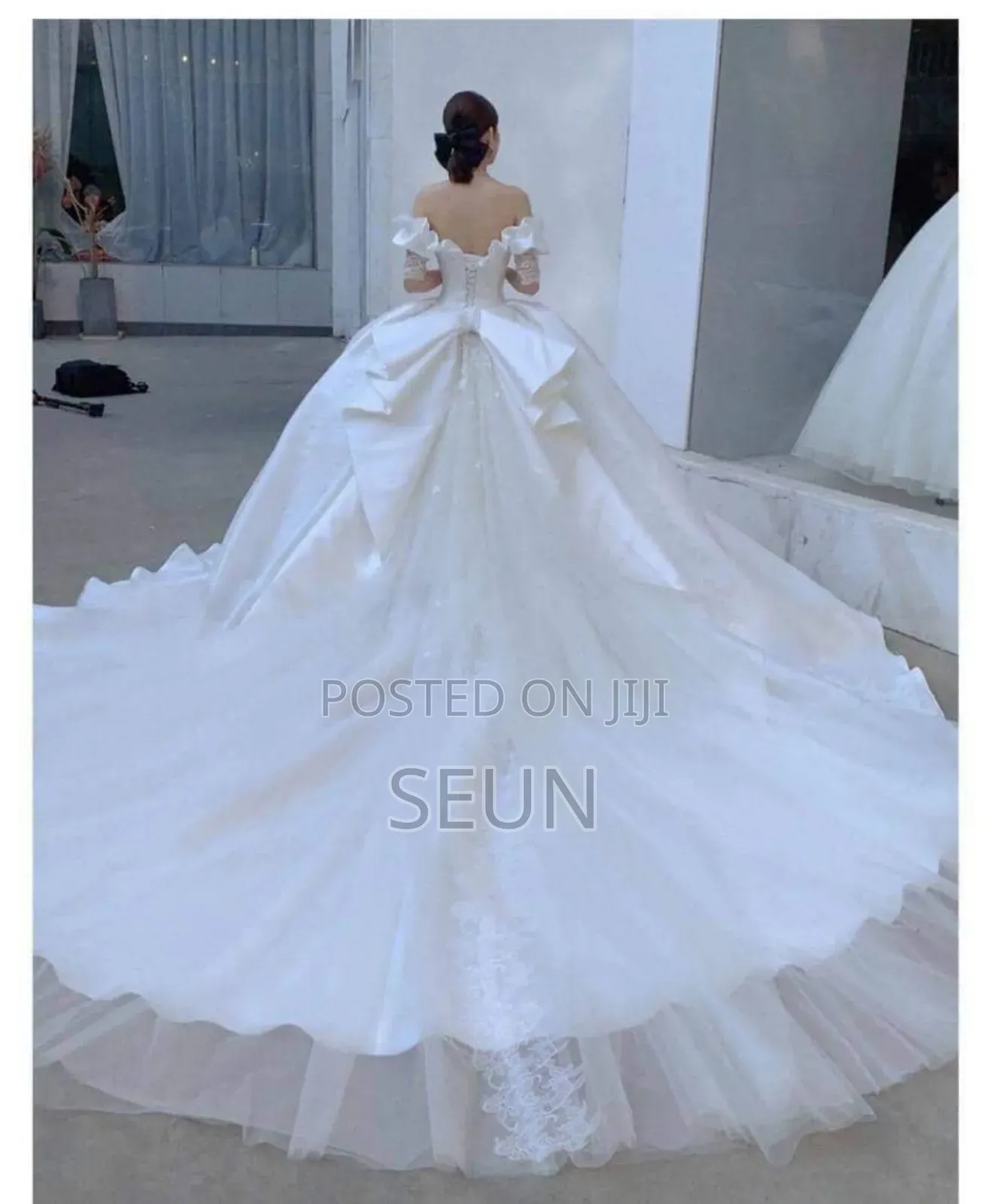 Luxury Wedding Gown