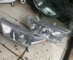 Headlight Highlander 2012 Model Set