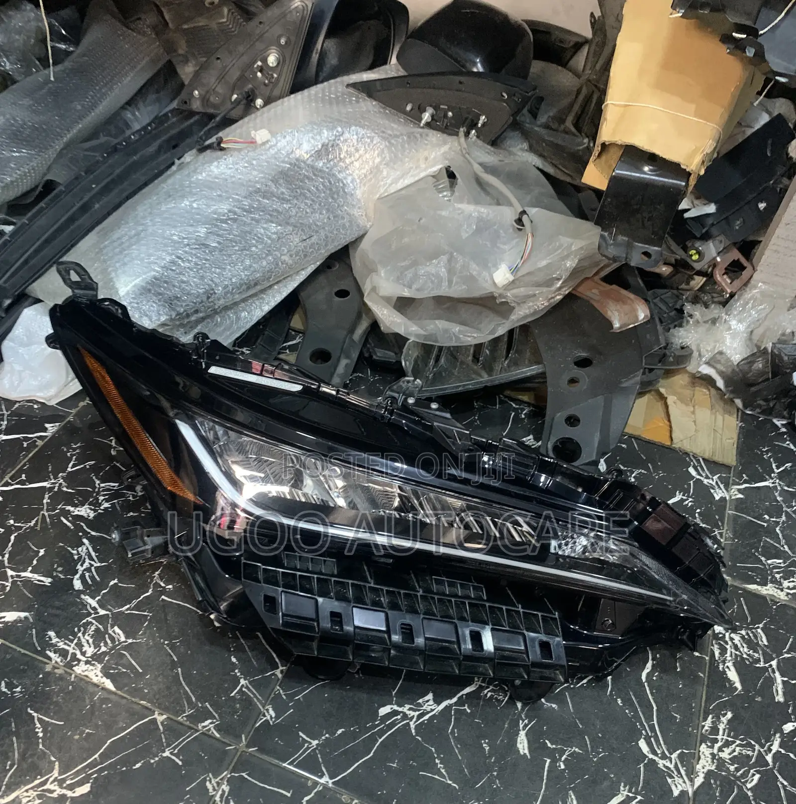 Headlight Venza 2020 Set Available