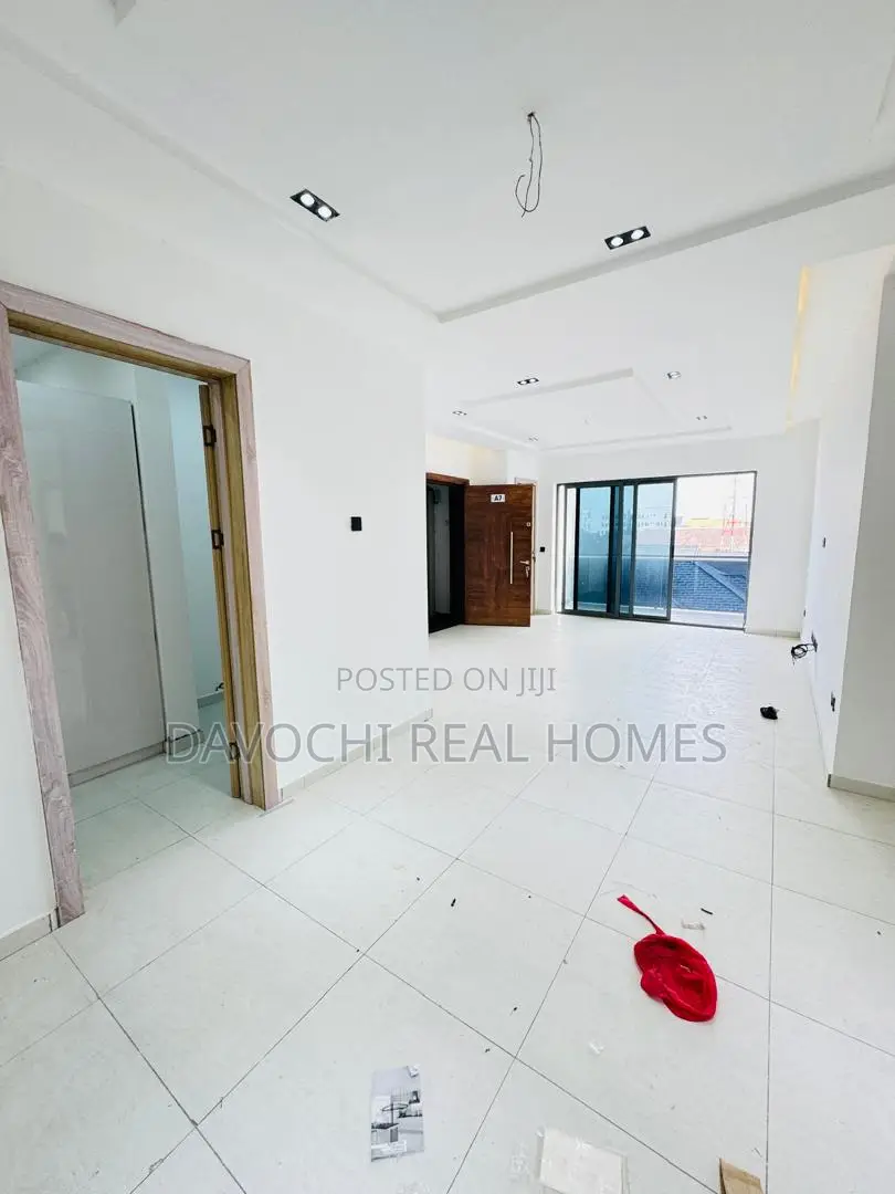Furnished 5bdrm Duplex in Lekki Phase 1 for rent